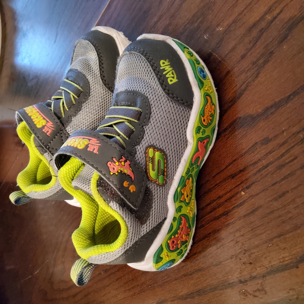 Skechers Kids' Gray and Green Sneakers - Picture 2 of 6